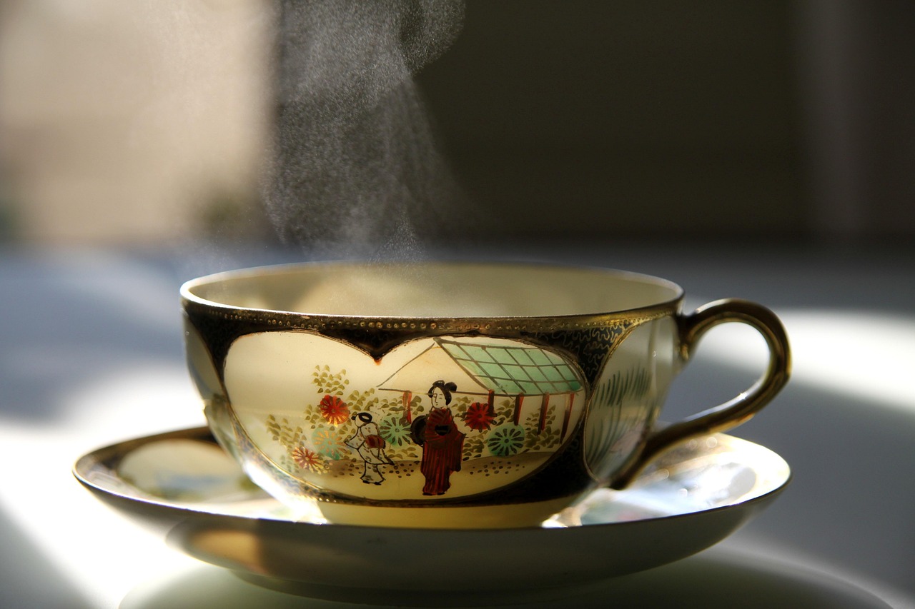 tea, warm, cup, hot, drink, cup of tea, beverage, tea cup, cold, winter, breakfast, afternoon tea, japanese cup, morning, autumn, coffee cup, home, fall, relaxation, green tea, cozy, indoor, coffee, japan, japanese, asia